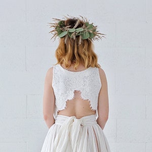 Brianna - bridal lace crop top / lace crop top / cotton lace wedding top / sleeveless crop top / bohemian cross back lace bridal crop top