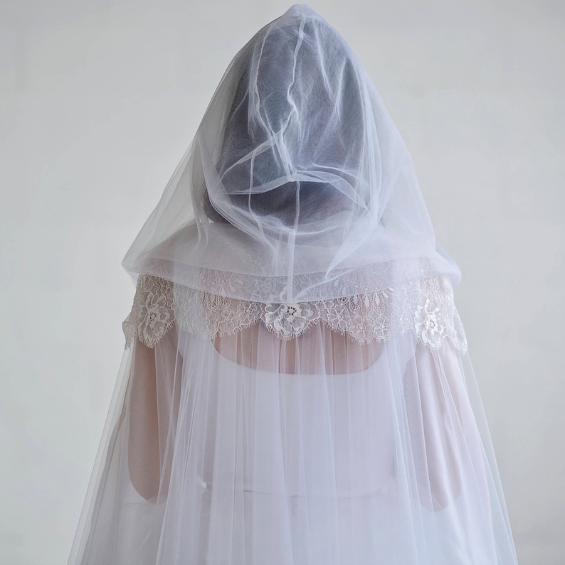 Ethereal capa de novia / capa de boda / capa de novia / capa de novia de tul / capa de boda / cubierta de novia única / alternativa de velo imagen 4