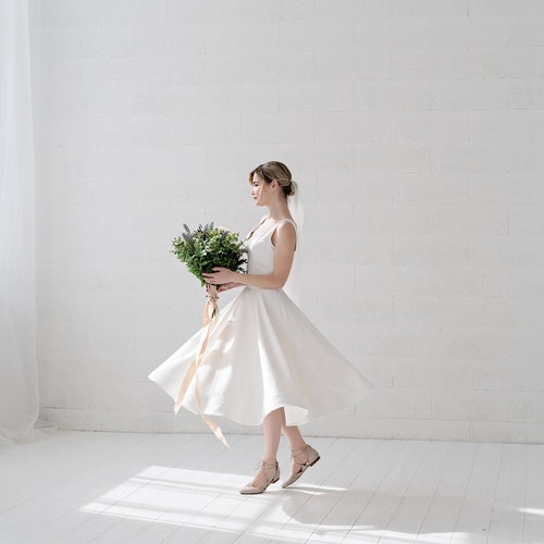 bhldn asha flutter-sleeve v-neck chiffon maxi dress Wishlist Flutter Sleeve Tiered sienna / small colour:sea blue Walmart is your place The rich smoky black custom_made