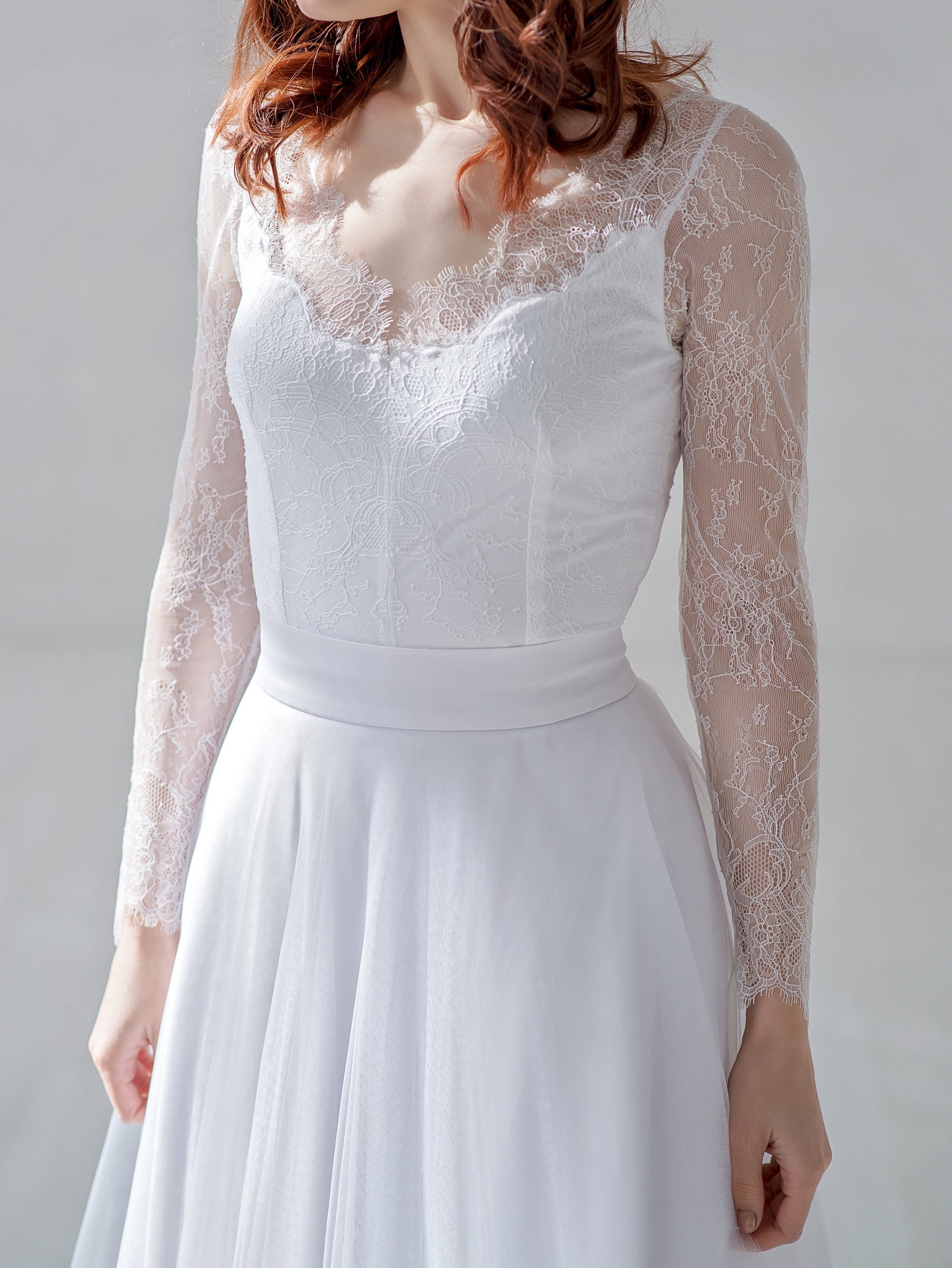 Yona bridal lace bodysuit with V neck illusion neckline