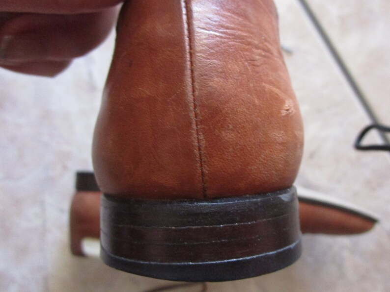 Brass Plum Shoes Made in Spain size 39 wingtip tan fabric and brown leather tie shoes