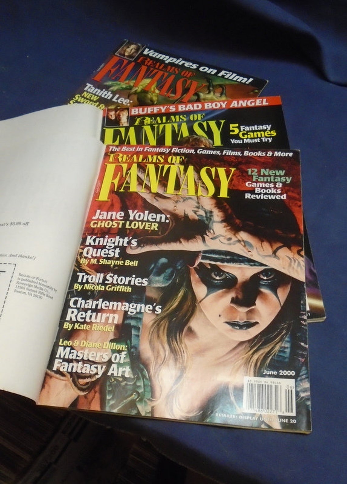 Lot of Three Realms of Fantasy Magazine 2000 Old Sci Fi Etsy