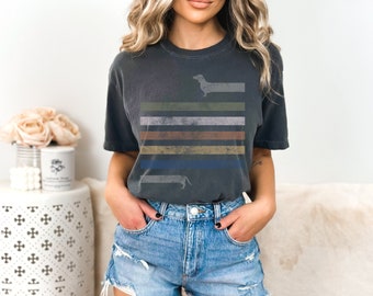 Dachshund Wrap T-Shirt: Vintage Doxie Lover Design