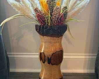 Handgedrechselte Holzvase