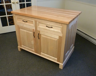 CUSTOM Maple - Kitchen Island