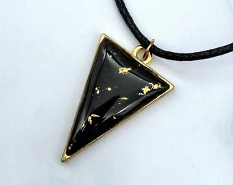 Black Color Change Mood Triangle Statement Pendant Cottagecore BOHO Geometric Jewelry Gift For Her