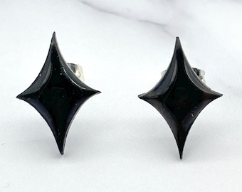 Minimalist Micro Black Star Studs. Mood Ring Color Change Cottagecore BOHO Jewelry