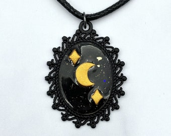 Gothic Victorian Inspired Moon & Diamond Star Amulet Necklace - Cottagecore Color Change Mood Charm