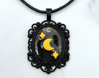 Victorian Inspired Moon & Diamond Star Amulet Necklace - Cottagecore Color Change Mood Charm