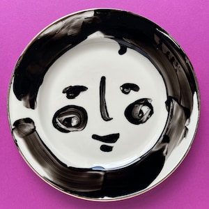 Wall plate, hand-painted, children&#39;s room decoration, collector&#39;s plate, portrait, vintage plate, porcelain, wall decoration, face, decorative plate