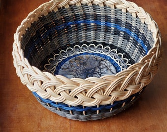 Advanced Basket Pattern "Stripes and Circles" utilizing 4" base with 32 spoke template