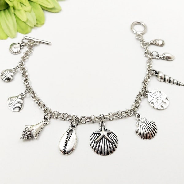 Seashell Charm Bracelet, Seashell Bracelet, Beach Charm Bracelet, Sea Charm Bracelet, Ocean Charm Jewelry, Gifts Under 20, Affordable Gift