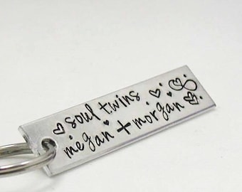 Personalized Keychain, Custom Keychain, Rectangle Keychain, Metal Keychain, Personalized Gift, Best Friends Keychain, Sisters Keychain Gift