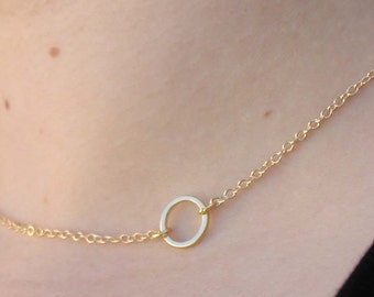 Gold Circle Necklace, Charm Necklace, Tiny Necklace, Delicate Necklace, Dainty Necklace, Circle Pendant, Gold Jewelry, Circle Charm Jewelry