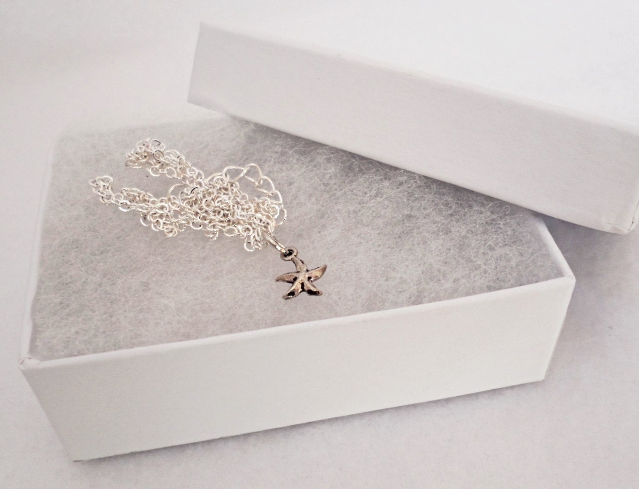 Starfish Necklace Charm Necklace Tiny Necklace Delicate - Etsy UK