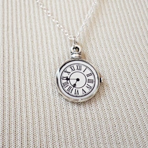 Clock Necklace, Charm Necklace, Tiny Necklace, Delicate Necklace, Watch Necklace, Clock Jewelry, Dainty Clock Necklace, Clock Charm Necklace