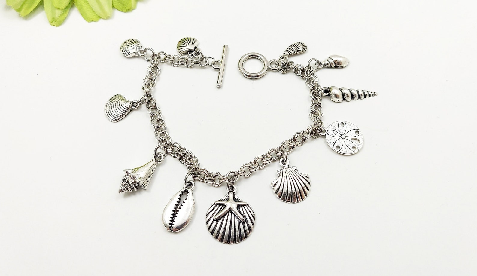 Seashell charm bracelet Clearance