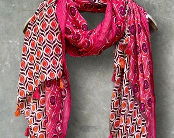 Pink Moroccan-Inspired Geometric Pattern Scarf with Tassels,Great Gifts for Her,Mom,Birthday and Christmas.For All Season