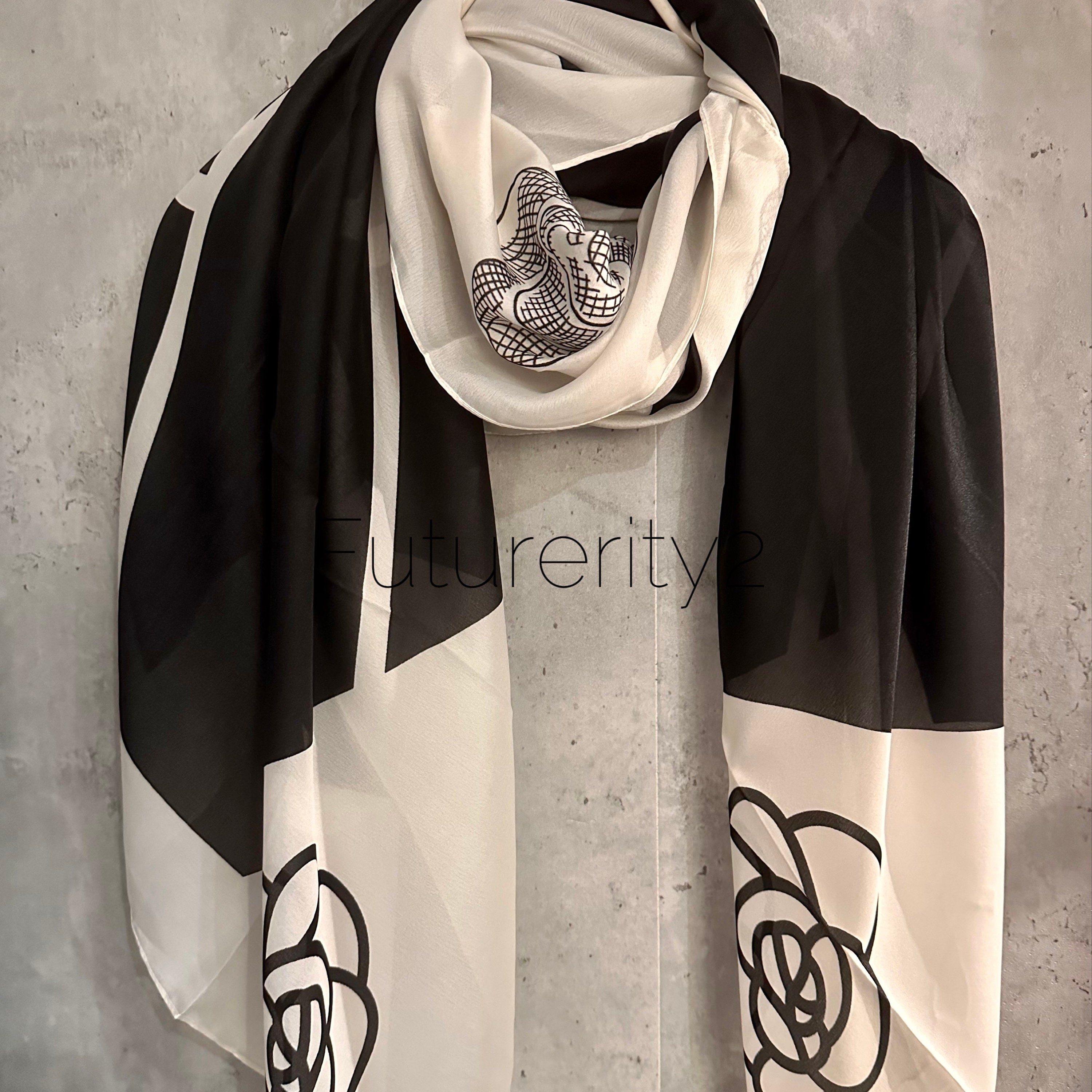 CHANEL Cashmere Silk CC Logo Scarf Black White 271193