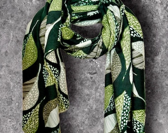Emerald Green Nature Inspired Cotton Scarf for Women,Lightweight All Season  Wrap,Soft Botanical Long Shawl,Bohemian Fashion Accessory.