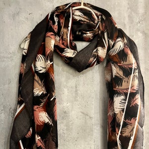 Grey Cotton Scarf with Floating Pink Beige Feathers – A Versatile and Elegant Gift for Her