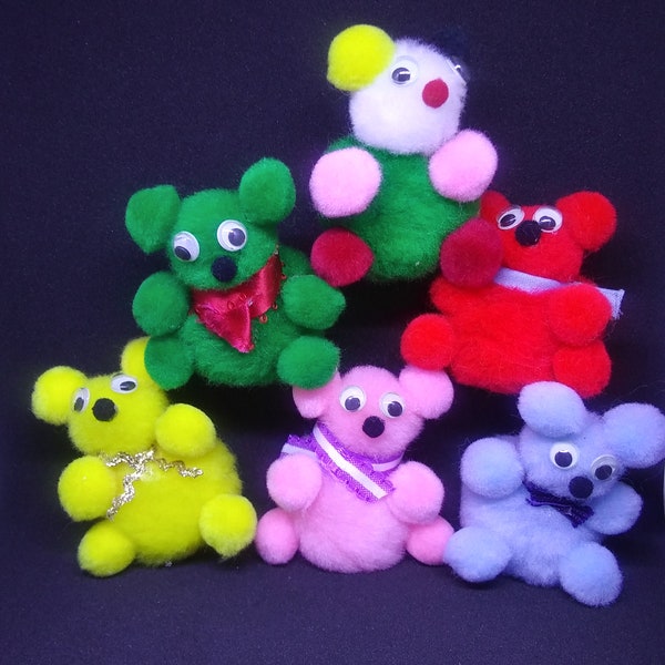 Pom-Pom Teddy Bears