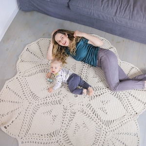 Crochet rug pattern, Round crochet carpet pattern, Big scale carpet PDF, Crochet patterns, Flower shape rug Life is a Flower, Interior idea.