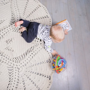 Crochet rug pattern, Round crochet carpet pattern, Big scale carpet PDF, Crochet patterns, Flower shape rug Life is a Flower, Interior idea.