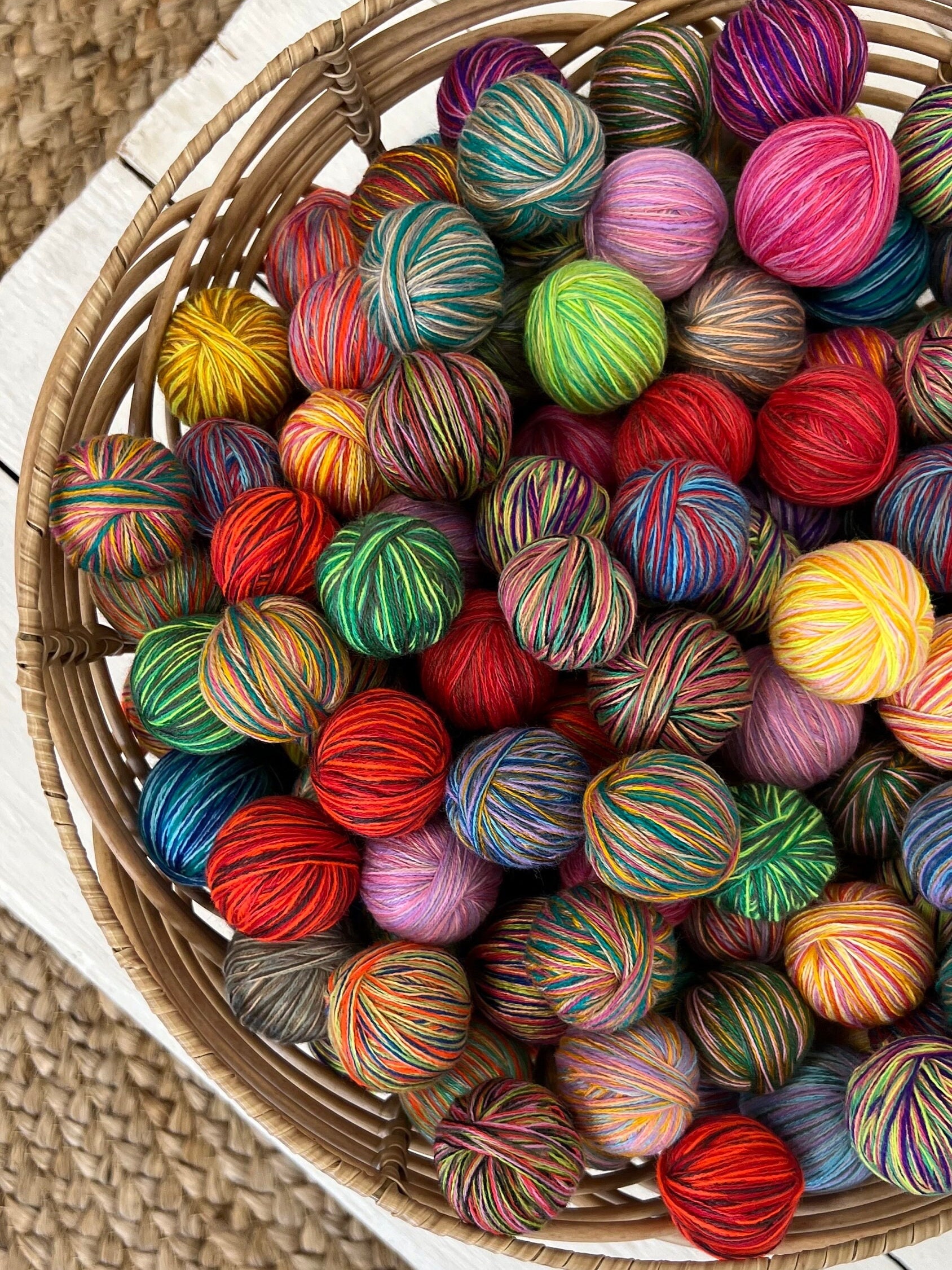 Yarn ball for knitting – MasterBundles