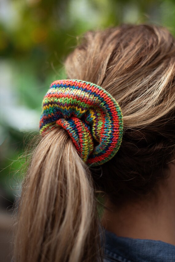 Handmade Knitted Scrunchie: Colorful Cotton Blend Hair Tie  display picture 2
