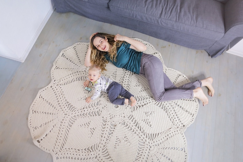 Crochet rug pattern, Round crochet carpet pattern, Big scale carpet PDF, Crochet patterns, Flower shape rug Life is a Flower, Interior idea.