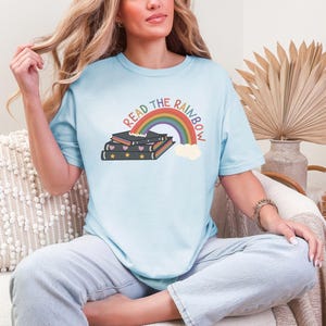 Lisez le t-shirt Rainbow Comfort Colors : t-shirt LGBTQ+ Pride Book Lover
