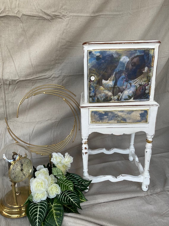 Vintage Small Painted Wood Display Table Etsy