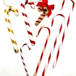 Vintage Assorted Plastic Christmas Candy Canes~ Set of 7