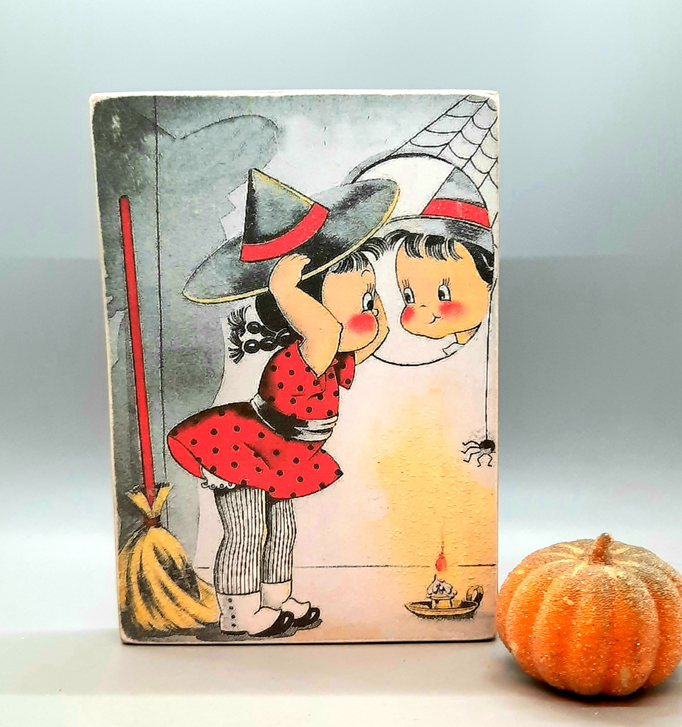 Vintage Style Halloween Witch Wood Sign/Shelf Sitter