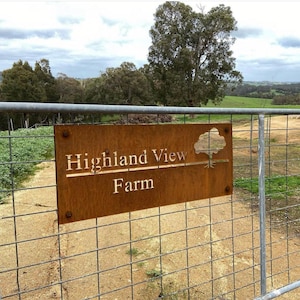 Custom Farm Sign in Corten Steel, Personalized Metal Barn Plaque image 1