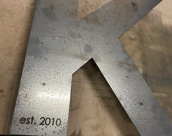 3D Flotante CORTEN (oxidado) Acero Números de casa flotante Hechos a la orden Letras Logos