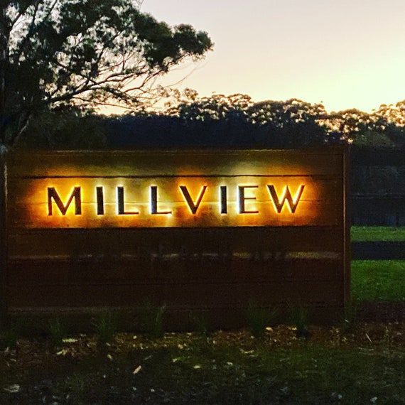 Lit Up Stainless Steel Custom Made Laser Cut LED Letters Business Signage House Name