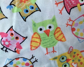 Fitted crib sheet in owl print in multicolors, mitered corners and encased in elastic all around for a good fit, ships free in 24 hours