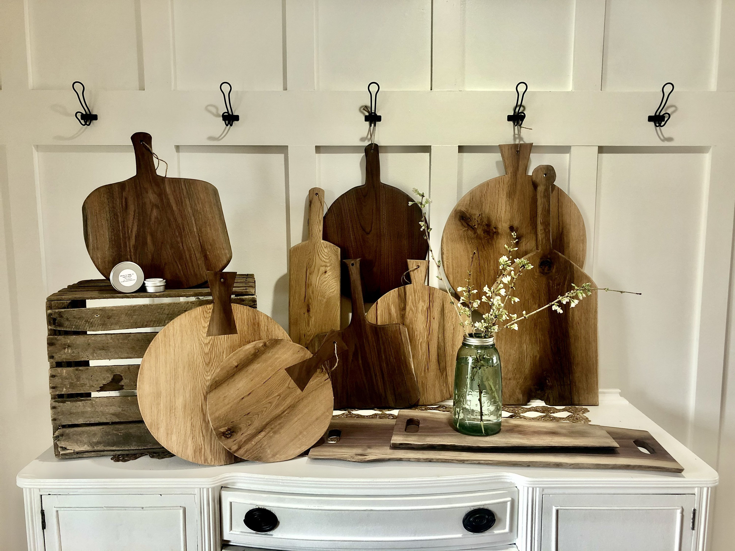 Round Charcuterie Board with Handle Etsy