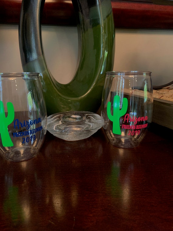 16 Oz Personalized Plastic Stemless Wine Glasses, Girls Weekend Glass,  Friends Reunion Cups, Couples Weekend, Party Favors, Wedding Cups - Etsy