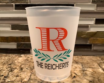 Personalized 16oz Frost flex cups, wedding crest cups, full color photos, add elegance and uniqueness to your special day Toast in style