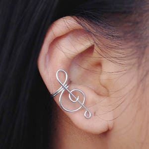 Ear Cuff Silver Treble Clef No Piercing Wire Earcuff Cartilage Earrings Best Seller at Lannie/'s Design Gift Daughter Music Teacher Friend