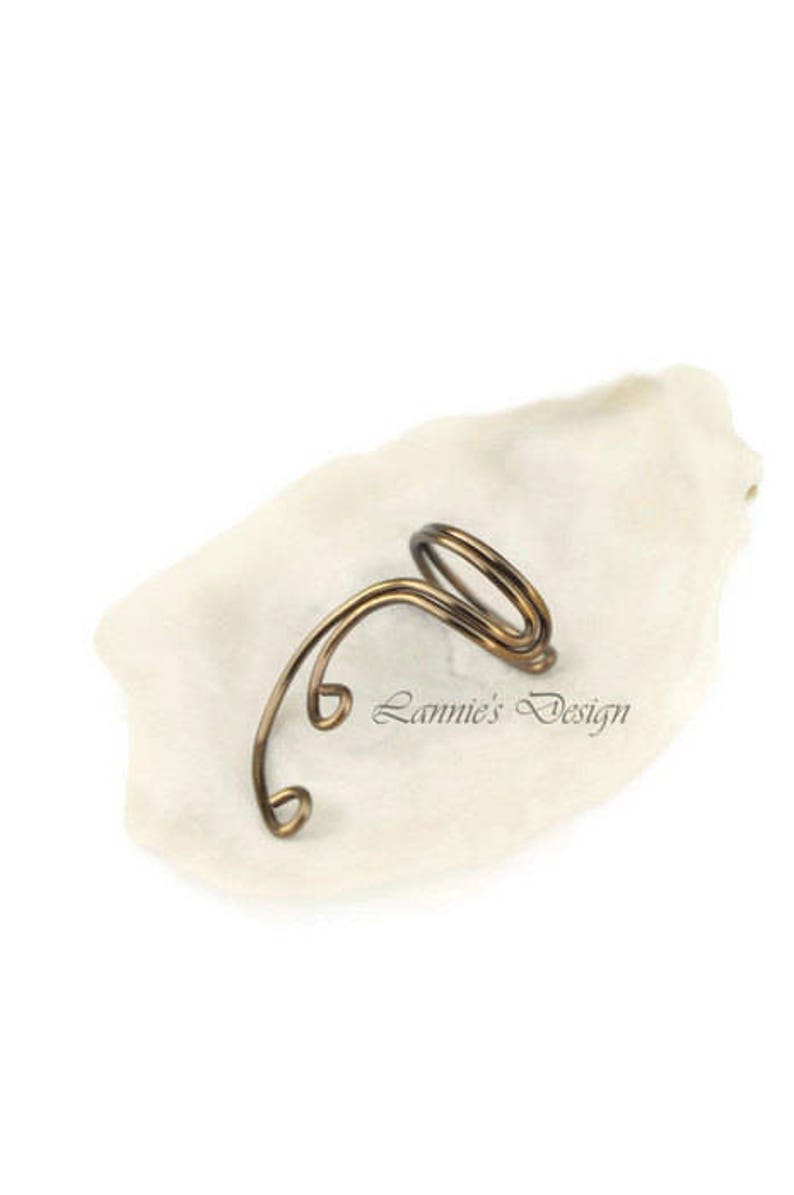 Ear Cuff Antiqued Brass Curve No Piercing Simple Cartilage Conch Fake Earrings Non-Pierced Ears Gift Niece Daughter Sister Wife Bridesmaids