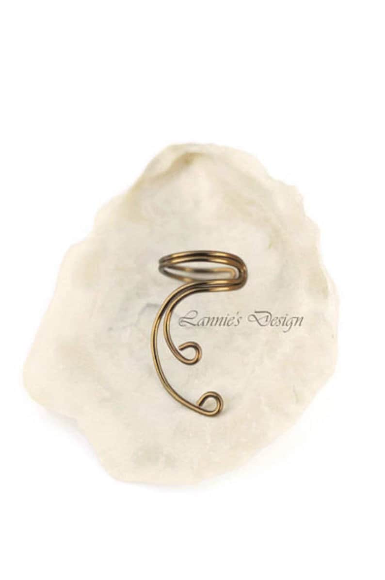 Ear Cuff Antiqued Brass Curve No Piercing Simple Cartilage Conch Fake Earrings Non-Pierced Ears Gift Niece Daughter Sister Wife Bridesmaids