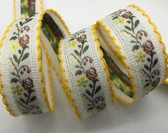 Vintage Jacquard Ribbon Trim Tape~Gorgeous pretty Yellow Floral design~YELLOW~brown~moss green on white~1"