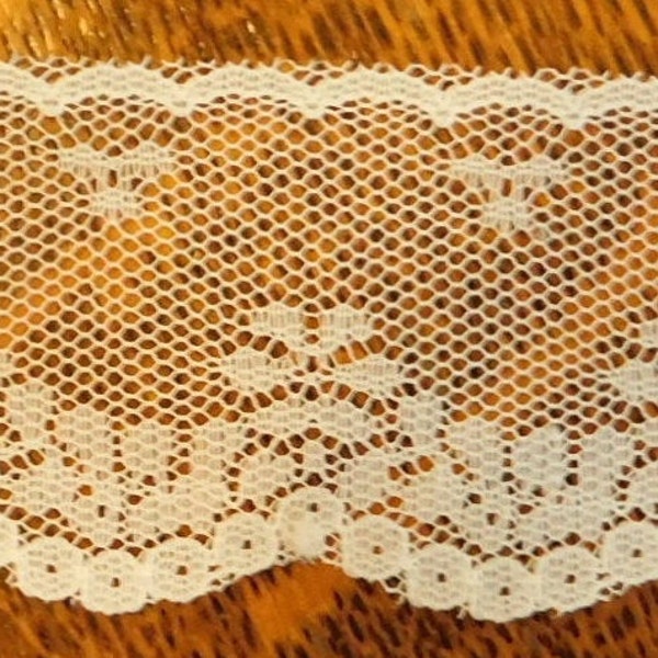 Vintage soft lightweight net floral Lace doll trim Ivory~1-3/8"