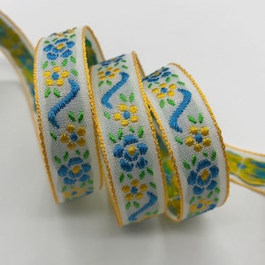Limitierte süße Vintage Jacquard Borte himmelblau, hellgrün, gelb auf weiß ~ 2,5 cm