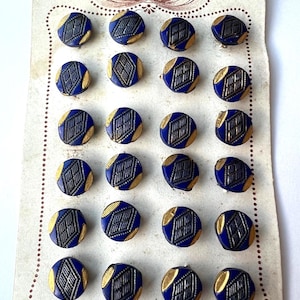 Botões diminutos vintage em cartão de vidro tcheco ~ Botões de boneca para bebê ~ Azul royal escuro com detalhes dourados
