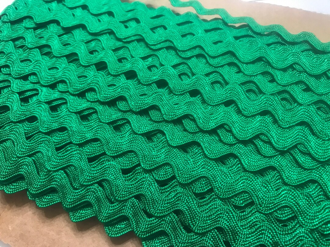 Green Ric Rac Border Vintage Kelly Green Rayon Ric Rac Trim, 1/2